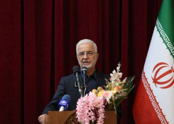 ইরানের স্বরাষ্ট্রমন্ত্রী মোমেনির ওপর যুক্তরাষ্ট্রের নিষেধাজ্ঞা