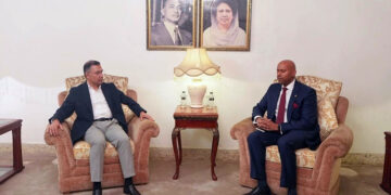 তারেক রহমানের সঙ্গে কানাডিয়ান হাইকমিশনারের সাক্ষাৎ