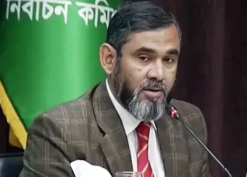 এবারের নির্বাচনটা হবে লাইনচ্যুত ট্রেনকে ফের লাইনে তোলা