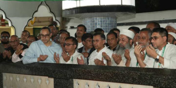 শাহজালালের (রহ.) মাজার জিয়ারত করলেন তারেক রহমান