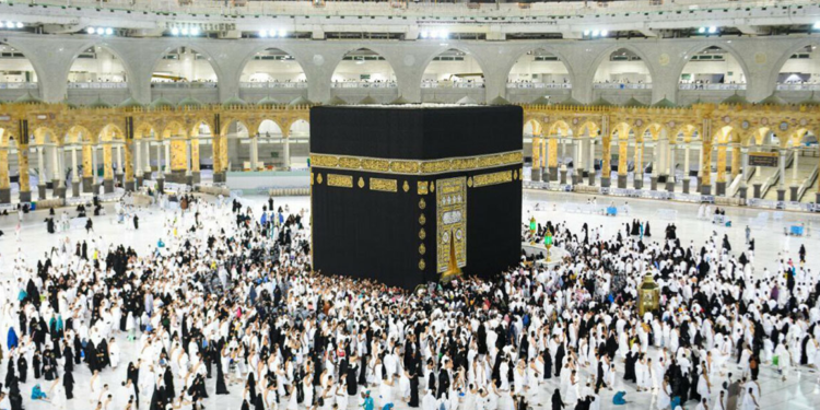 রমজান ঘিরে ওমরাহ পালনকারীদের জন্য দুঃসংবাদ