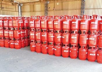 সারাদেশে এলপিজি সিলিন্ডার বিক্রি বন্ধের ঘোষণা