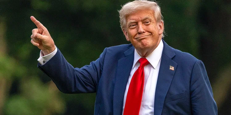 ইরানকে ‘মানচিত্র থেকে মুছে ফেলার’ হুমকি ট্রাম্পের