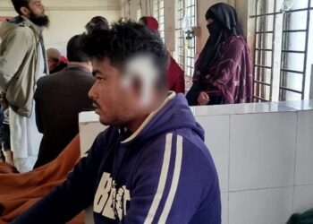 মাদক সেবনের প্রতিবাদ করায় যুবককে ছুরিকাঘাত