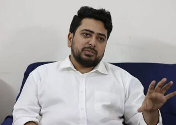 বাড্ডায় নাহিদ ইসলামের নির্বাচনি অফিসে গুলি