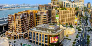 দুবাইয়ে তৈরি হচ্ছে বিশ্বের প্রথম ‘স্বর্ণের সড়ক’