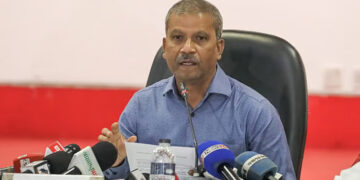 বিকেলে বিশ্বকাপ দলে থাকা ক্রিকেটারদের সঙ্গে বসবেন আসিফ নজরুল