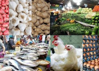 রোজায় বাজার সিন্ডিকেটের ছায়া, সব পণ্যই চড়া