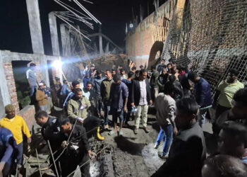 বগুড়ায় নির্মাণাধীন ভবনের ছাদ ধসে শ্রমিক নিহত