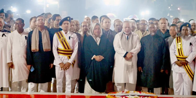 ভাষা শহীদদের প্রতি প্রধান বিচারপতির শ্রদ্ধা