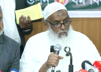 কালোবাজারিদের বঙ্গোপসাগরে ছুড়ে ফেলব: ধর্মমন্ত্রী