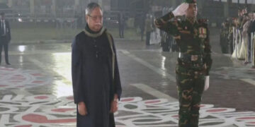 রাষ্ট্রভাষা শহীদদের প্রতি রাষ্ট্রপতির শ্রদ্ধা