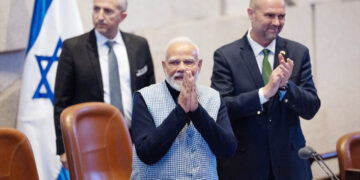 ভারতের জনগণ ইসরাইলের পাশে আছে: মোদী