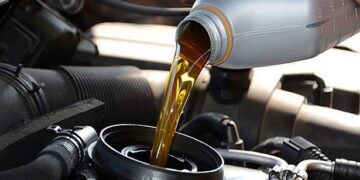 তেলের দাম কমল প্রতি লিটারে ২ টাকা