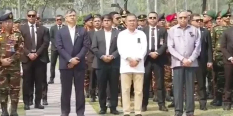 পিলখানায় নিহত সেনাদের প্রতি রাষ্ট্রপতি ও প্রধানমন্ত্রীর শ্রদ্ধা