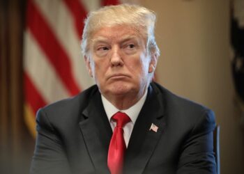 বিশ্ব মুসলিমবাসীকে রমজানের শুভেচ্ছা জানালেন ট্রাম্প