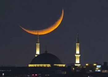 চাঁদ দেখা গেছে, সৌদিতে রোজা শুরু বুধবার