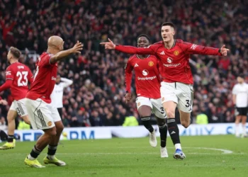 নাটকীয় জয়ে ম্যানচেস্টার ইউনাইটেডের টানা তিন