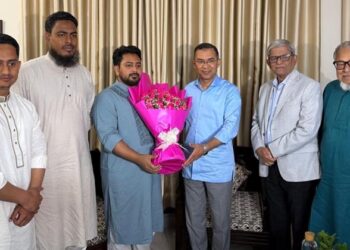 এনসিপি আহ্বায়ক নাহিদ ইসলামের বাসায় তারেক রহমান