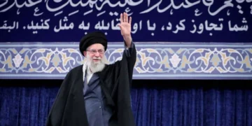 শিগগিরই বক্তব্য দেবেন, খামেনি বেঁচে আছেন