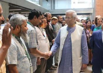 ইউনূস সেন্টারে ফিরলেন ড. ইউনূস