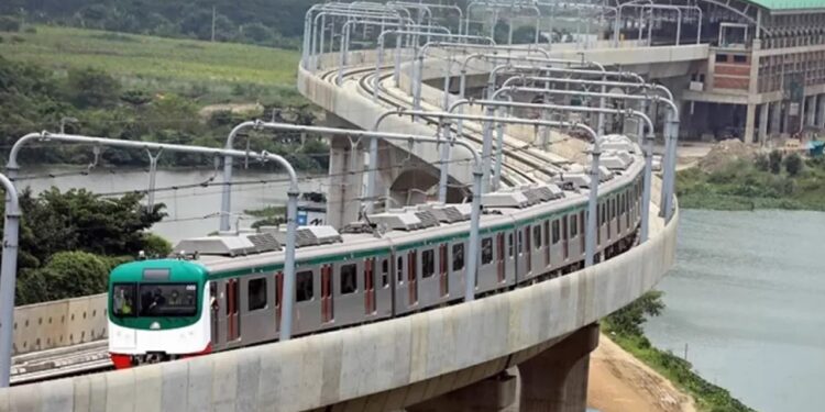 ভোটের দিন চলবে বাড়তি মেট্রোট্রেন