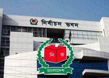 টানা ৮২ ঘণ্টা নিজ এলাকার বাইরে থাকা যাবে না