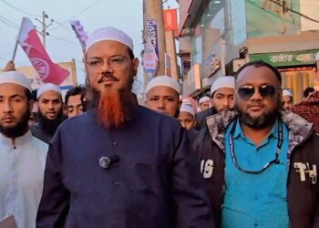 সকল ভোটকেন্দ্রে সেনা মোতায়েনে চায় মুফতি ফয়জুল করিম