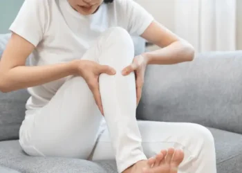 পায়ের মাংসপেশিতে টান লাগলে করণীয়