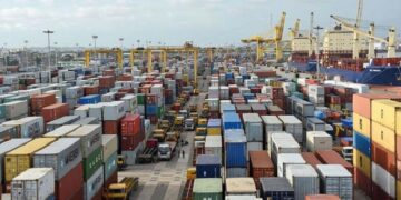 বন্দরে অস্থিরতা নিরসনে কর্তৃপক্ষের জরুরি সভা, থাকছেন উপদেষ্টা