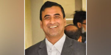 পৌরসভার সাবেক মেয়র রফিকুল আলম গ্রেপ্তার