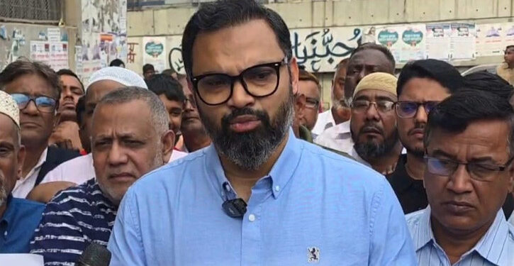 ভোটারদের প্রভাবিত করতে ‘উপহার’ বিতরণের অভিযোগ আমিনুলের