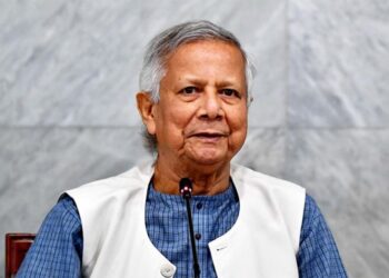 প্রধান উপদেষ্টার সঙ্গে উপদেষ্টা ও সচিবদের বৈঠক আজ