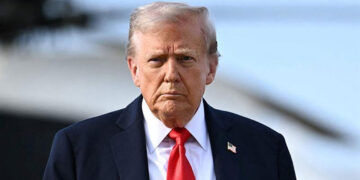 ইরানের সর্বোচ্চ নেতাকে নিয়ে খুশি না ট্রাম্প