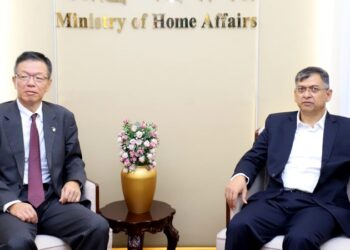 পুলিশ পুনর্গঠনে জাপানের সহযোগিতা চেয়েছেন স্বরাষ্ট্রমন্ত্রী