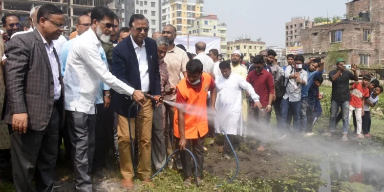 মশা নিধনে ডিএসসিসির মাসব্যাপী বিশেষ ক্রাশ প্রোগ্রাম শুরু