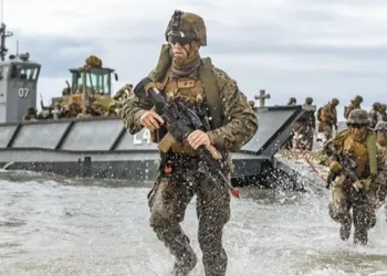 মধ্যপ্রাচ্যে সেনা ও যুদ্ধজাহাজ পাঠাচ্ছে যুক্তরাষ্ট্র