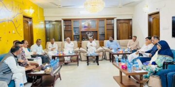 ঈদের ছুটির আগেই বেতন-বোনাস পরিশোধের নির্দেশ: কর্মসংস্থান মন্ত্রী