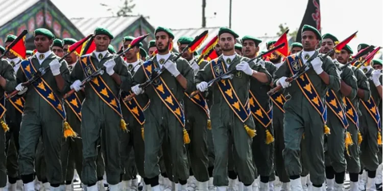 ইতিহাসের সবচেয়ে বিধ্বংসী হামলার হুঁশিয়ারি রেভোল্যুশনারি গার্ডের