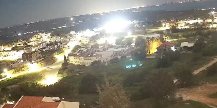 যুক্তরাজ্যের সামরিক ঘাঁটিতে ড্রোন হামলা