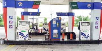 ধর্মঘটের ডাক সিলেটে পাম্প মালিকরা