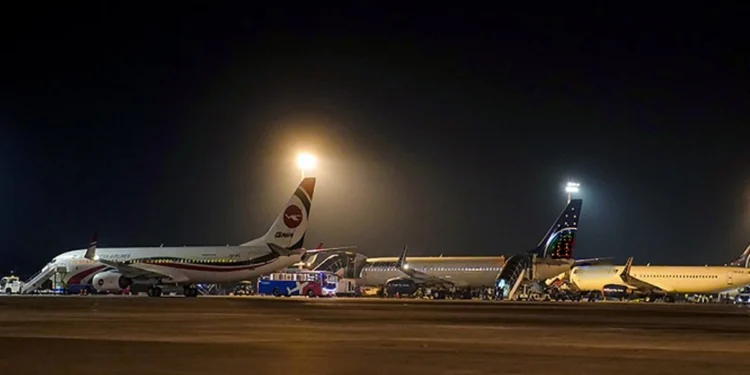 মধ্যপ্রাচ্যগামী ফ্লাইট বাতিল, যাত্রীদের রাত্রিযাপনের ব্যবস্থা করছে সরকার