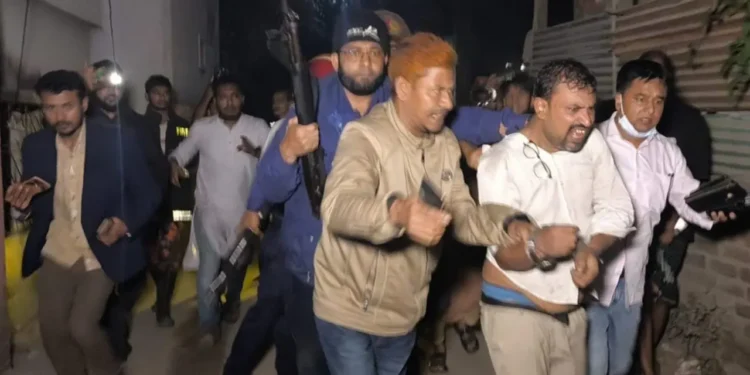 জামালপুরে স্ত্রীকে হত্যা করে ঘরে আগুন, ঘাতক গ্রেফতার