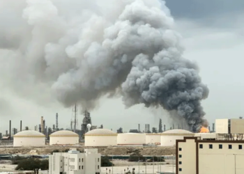 ইরানের হামলায় কাঁপলো সৌদি-কাতার-কুয়েত-বাহরাইন