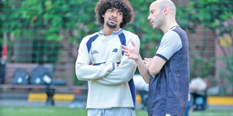 ভিয়েতনামে আলোচনার কেন্দ্রবিন্দুতে হামজা