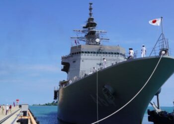 হরমুজ প্রণালিতে যুদ্ধজাহাজ পাঠাতে নারাজ জাপান