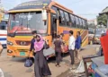 স্বস্তিতে ফিরছেন যাত্রীরা, নেই ভোগান্তি