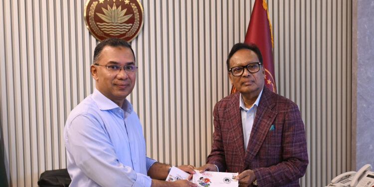 ডাক টিকেট উন্মোচন করলেন প্রধানমন্ত্রী