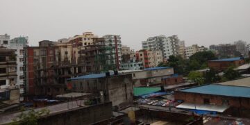 ঢাকাতে মুষলধারে বৃষ্টি