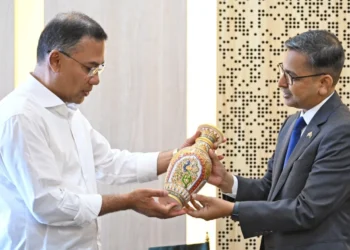 প্রধানমন্ত্রীর সঙ্গে ভারতীয় হাইকমিশনারের সৌজন্য সাক্ষাৎ